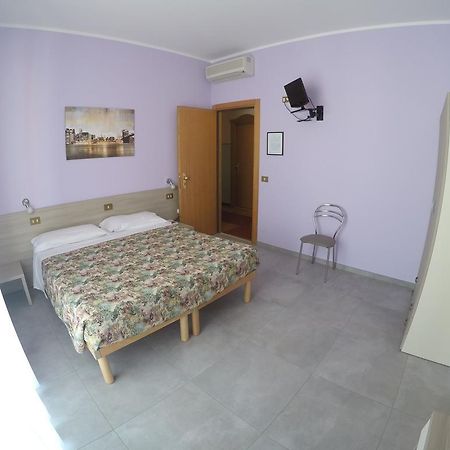 Albergo Esperia Tabiano Terme Extérieur photo