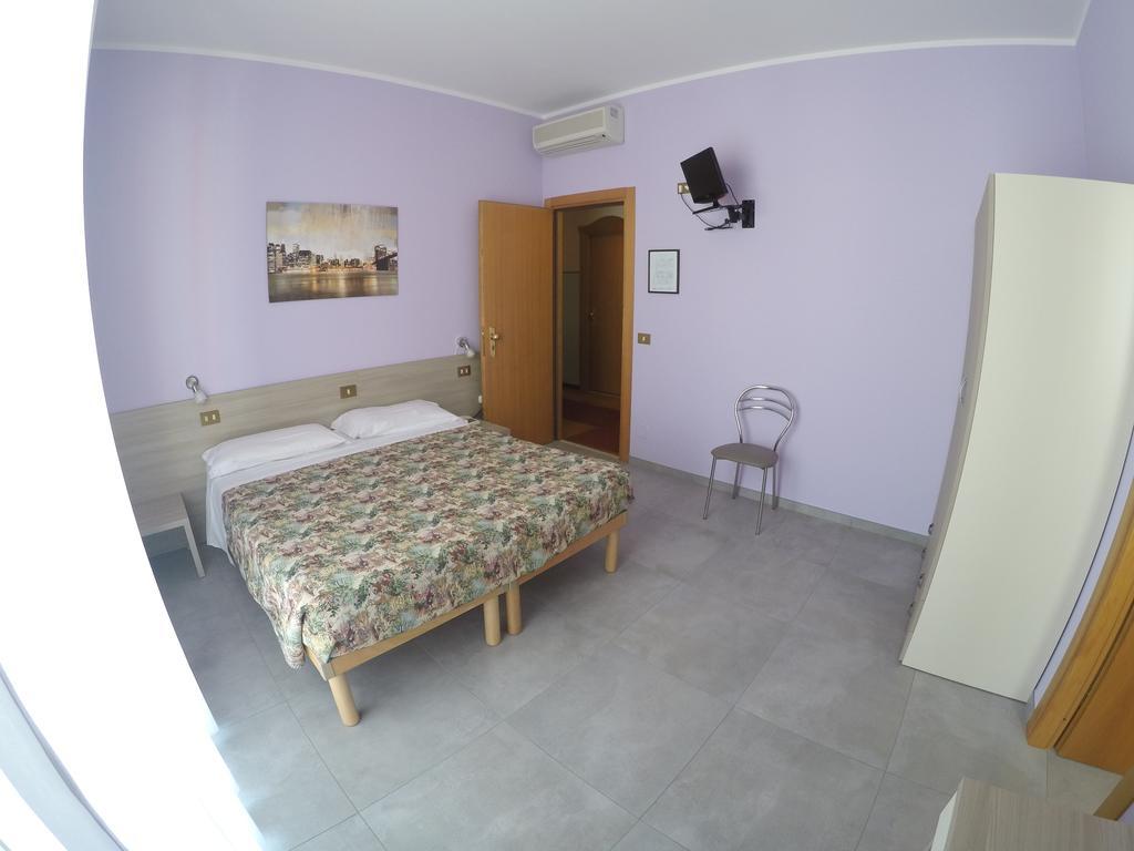 Albergo Esperia Tabiano Terme Extérieur photo