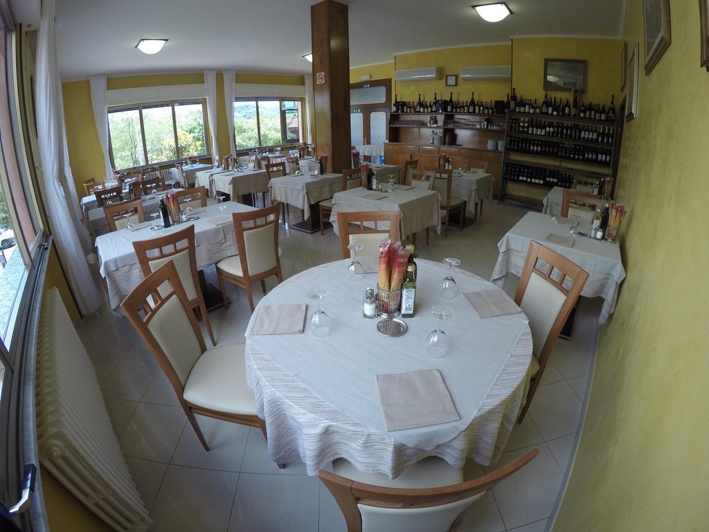 Albergo Esperia Tabiano Terme Extérieur photo